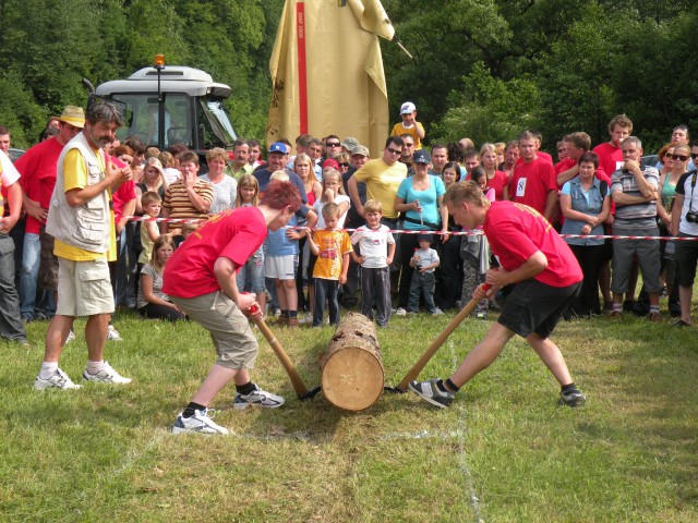 Regijske kmečke igre - Slomškova Ponikva 2009 - foto