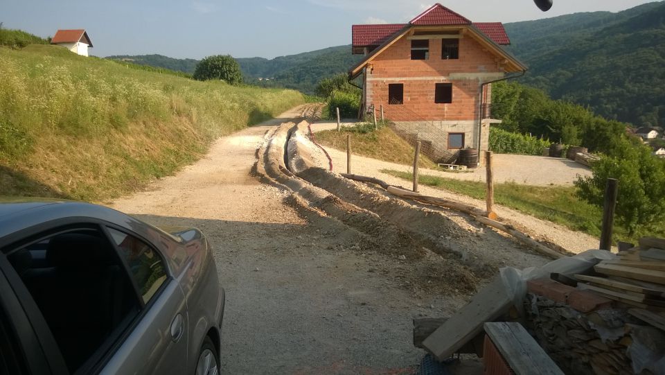 Zidanica 2 - foto povečava