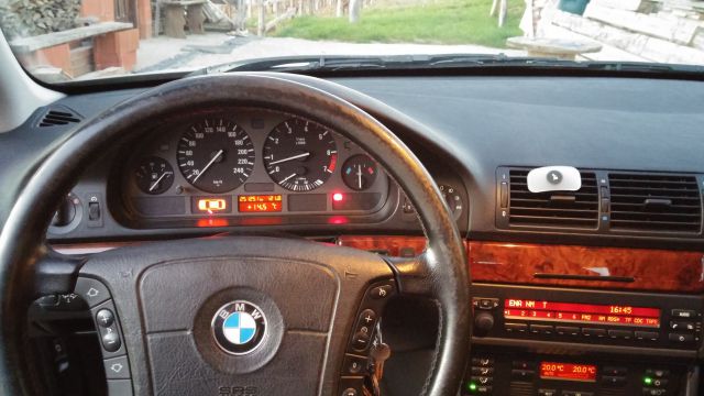 Bmw 528i - foto