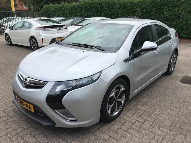 Opel Ampera - foto