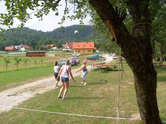 Kampiranje na Kolpi - foto povečava