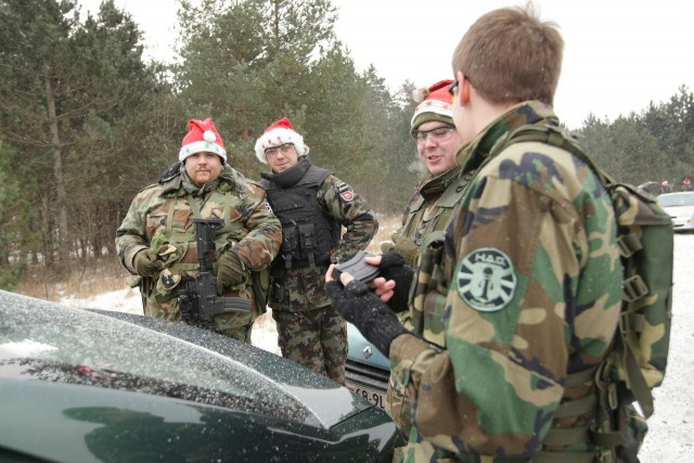 Božiček VS. Dedek Mraz 28.12.2008 - foto