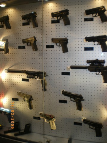 Real Steel - SIG zbirka pištol