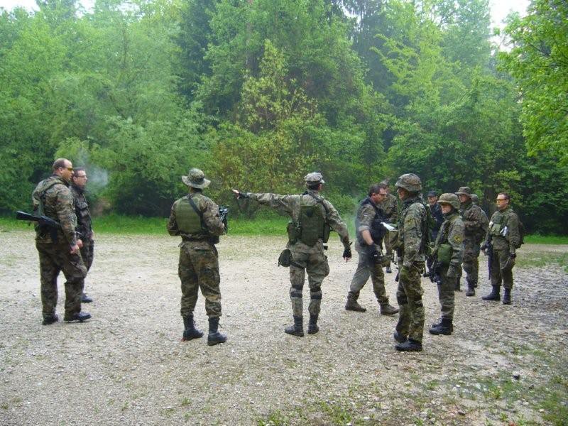 CQB AEG fight Šmarjeta 03.05.2009  - foto povečava