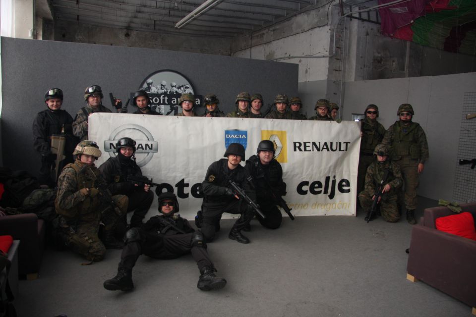 Airsoft arena budimpešta 20/21.11.10 part II - foto povečava