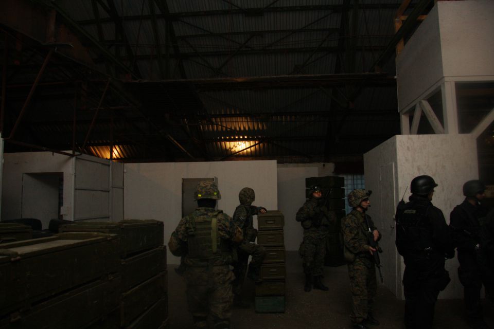 Airsoft arena budimpešta 20/21.11.10 part II - foto povečava