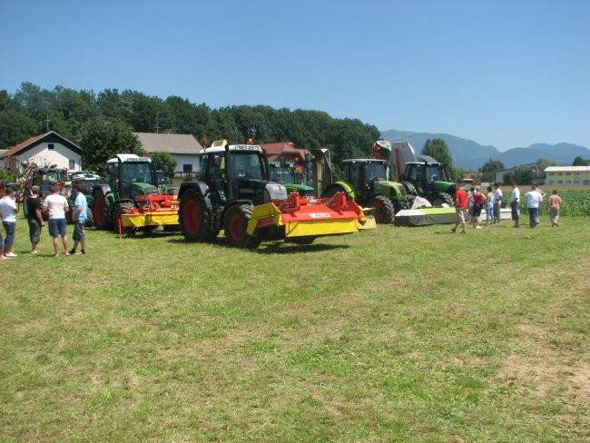 Demo košnaj 2008 - foto povečava