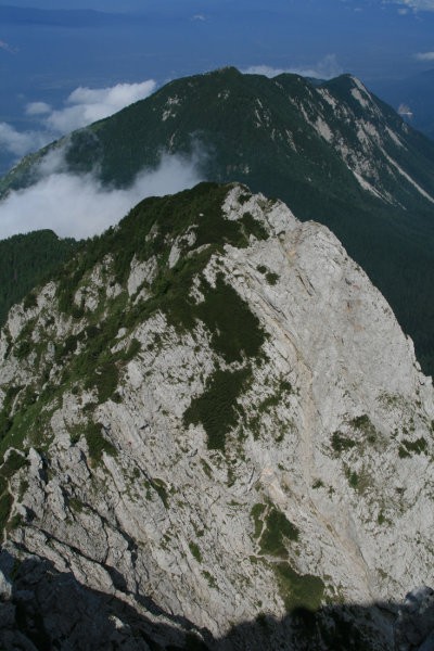 Wylot Žrela, z tylu Tolsti vrh
