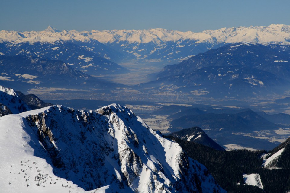 Taury z piramida Grossglocknera, w centrum Villach