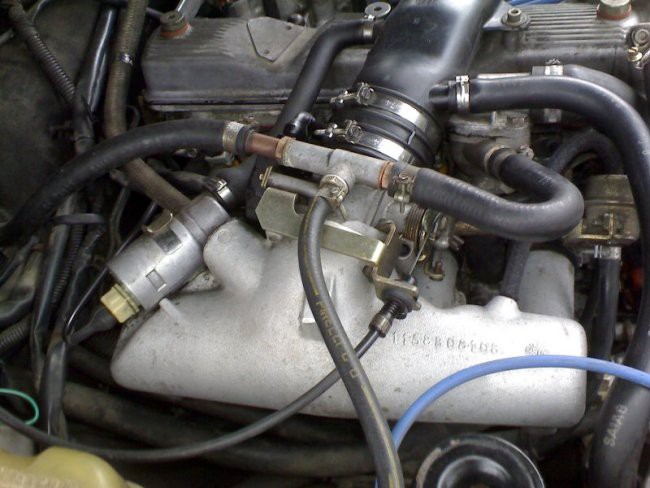Alfa Romeo 75, 1.8 IE, l. 1993, 88 kW

dovodni kolektor