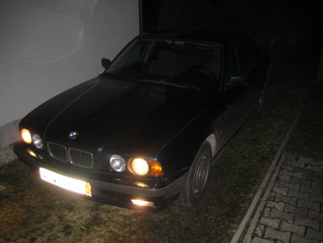 BMW E34 520i executive - foto povečava