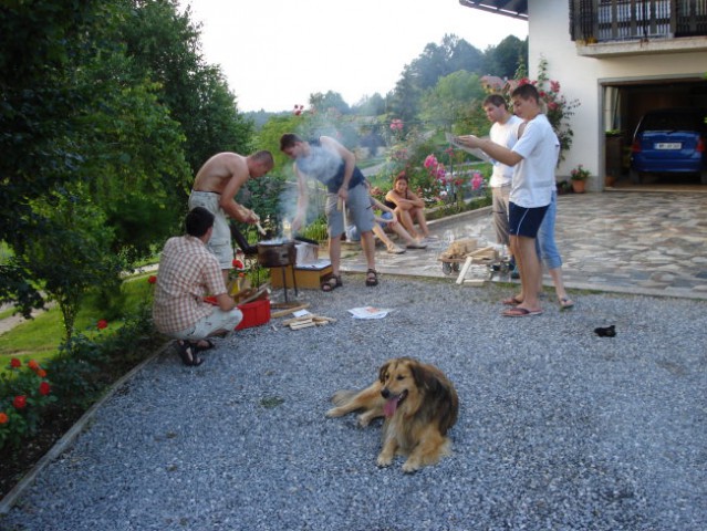 štrudl party - foto