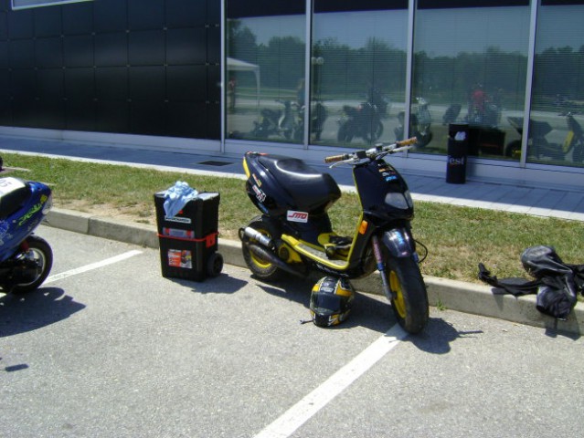 Srečanje scooter mania 2008 - foto