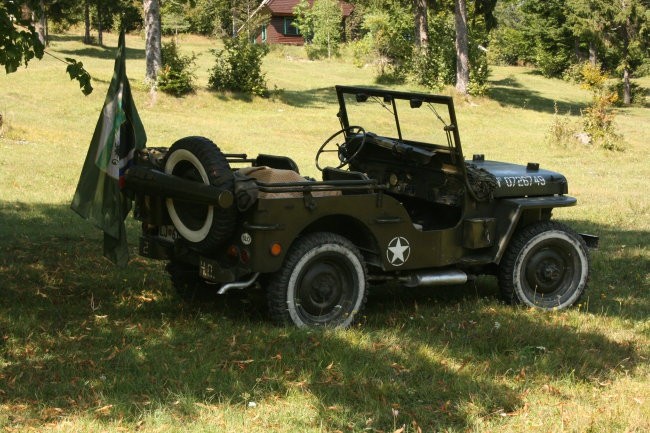 Willys jeep - foto povečava