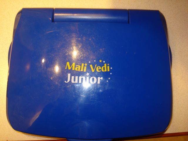 Mali Vedi Junior, cena 17 eur