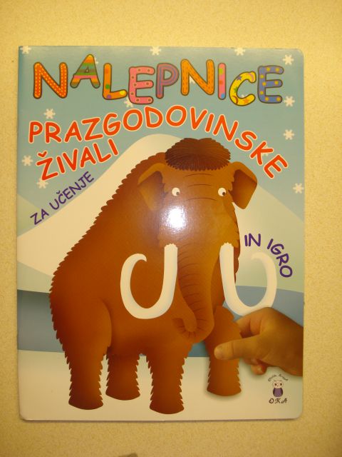 Podarim ob nakupu ene izmed kjigic serije nalepnice