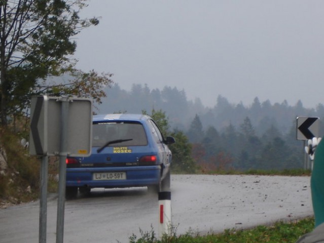 Rally postonjska jama - foto