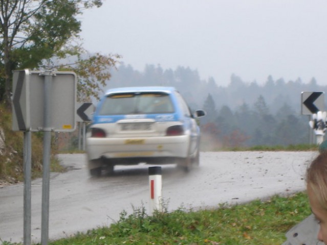 Rally postonjska jama - foto