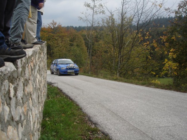 Rally postonjska jama - foto