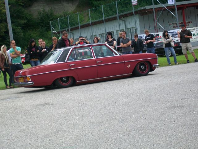 Low Car Scene 2011 - foto