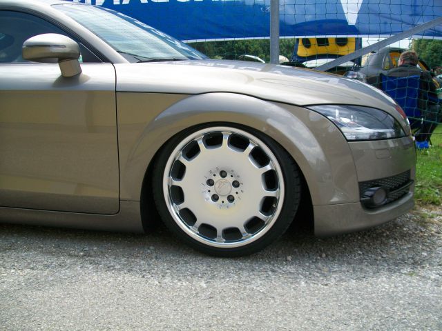 Low Car Scene 2011 - foto