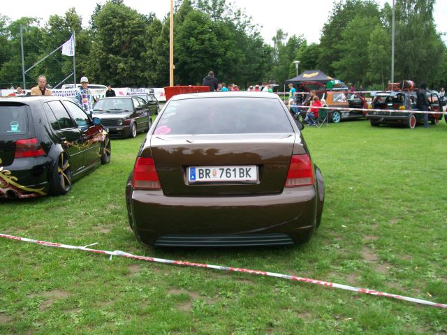 Low Car Scene 2011 - foto