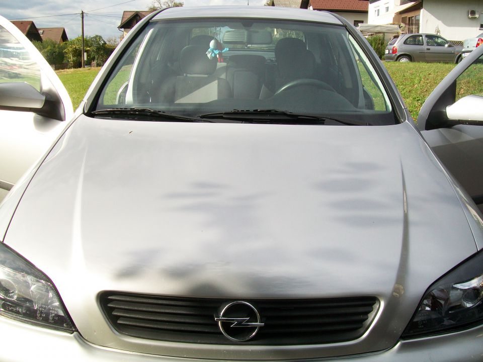Opel astra - foto povečava