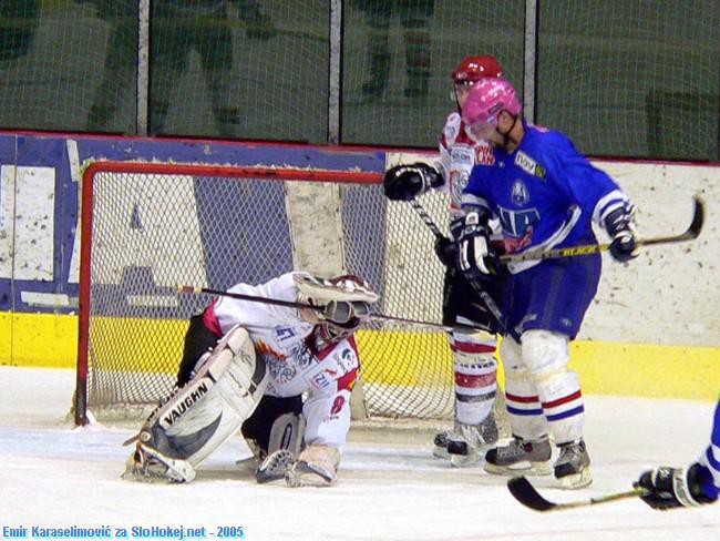 KHL Medveščak : HK Acroni Jesenice  4:6 (2:2, - foto povečava