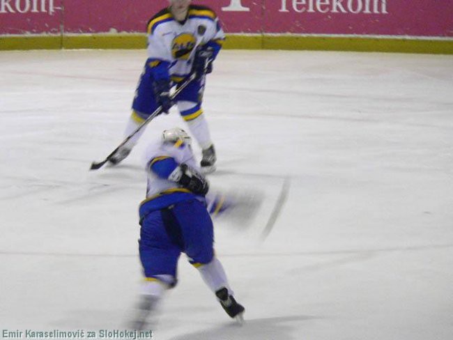 ŠD Alfa : KHL Mladost  3:2 (1:1,2:1,0:0) - 25 - foto povečava