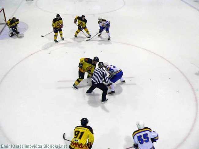 ŠD Alfa : KHL Mladost  3:2 (1:1,2:1,0:0) - 25 - foto povečava