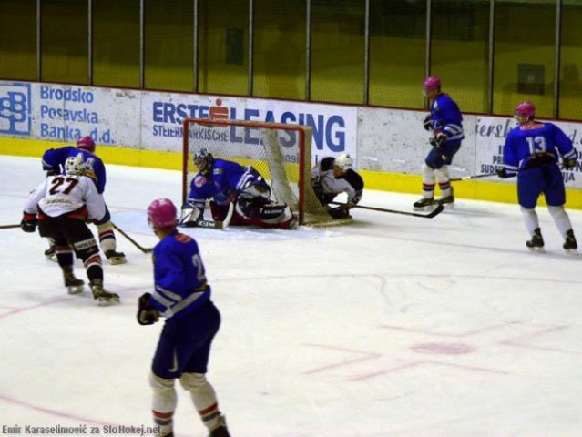 KHL Medveščak : DAC Invitel  2:3 OT (0:0,1:1, - foto