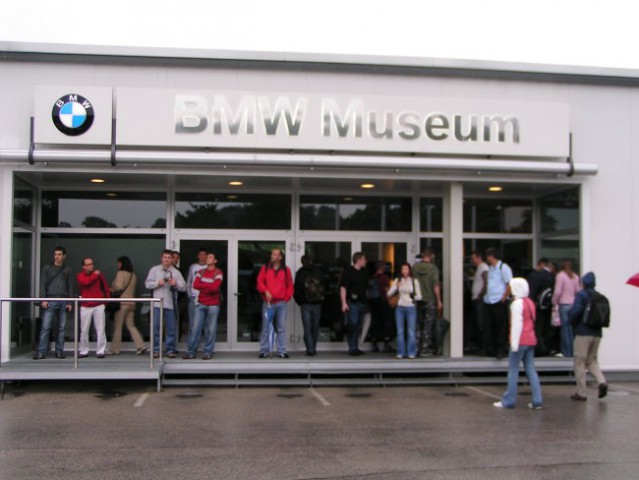 München_BMW_3.8.07 - foto