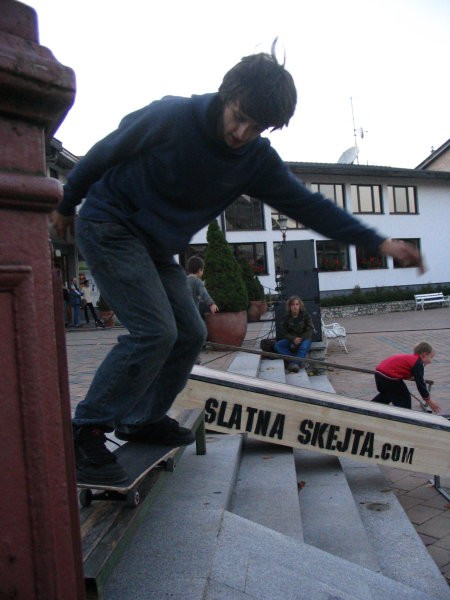 Na ploščadi, Šmarje pri Jelšah, 22. 10. 2005 - foto povečava
