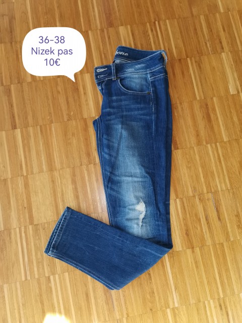 Žensko - foto