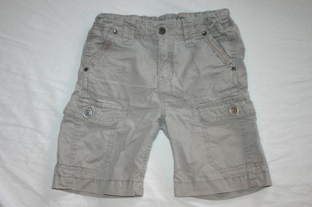 Kratke hlače Okaidi (4 leta-102 cm) 6€
