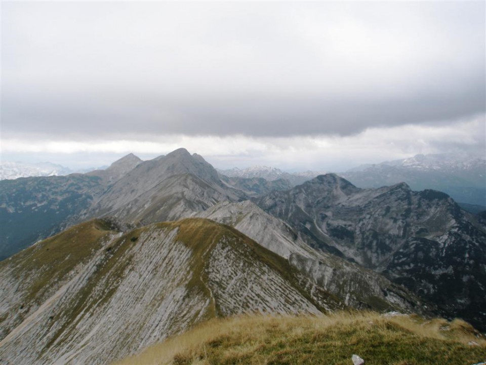 Pogled proti Šiji, Rodici, Malemu in Velikemu Raskovcu, Črni prsti