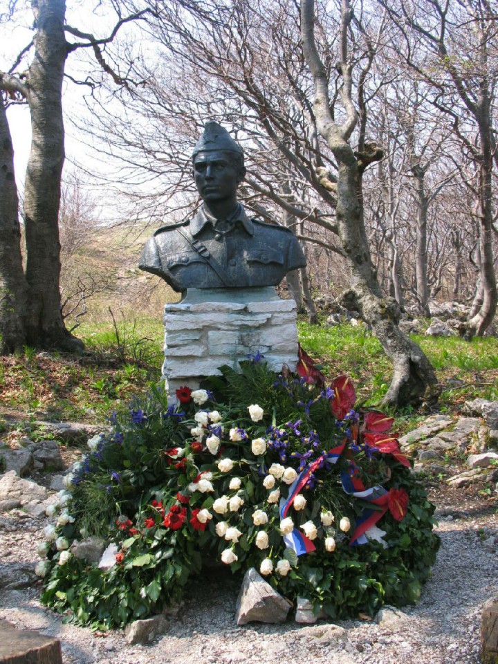 Spomenik partizanskemu heroju Janku Premrlu Vojku ...