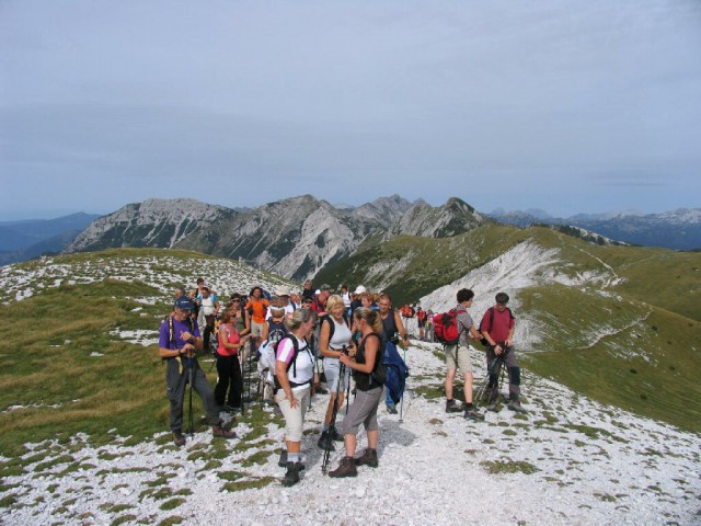 Lepa razgledna grebenska pot (eden od počitkov)