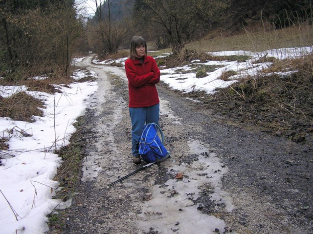 In to je konec Čebulove doline, konec zime in Lojzka v dilemi, naprej ali ne, a zmagala je