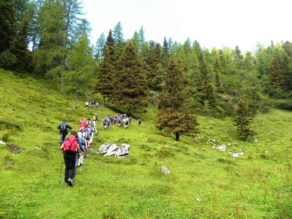 Raduha in Snežna jama 21.8.2010 - foto povečava