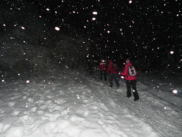 Planina - nočni pohod 17.12.2010 - foto povečava