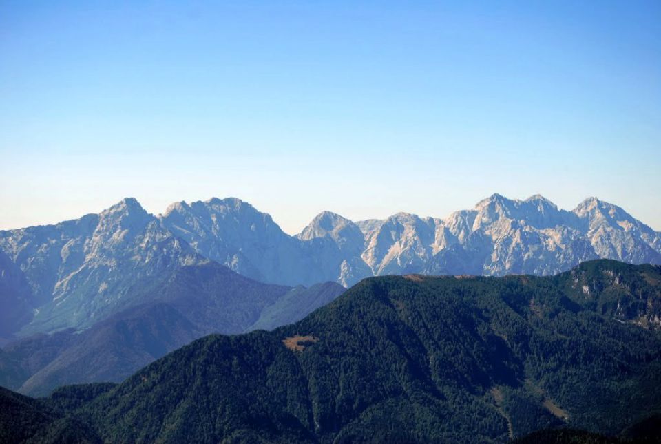 Ponovno čudovita panorama Kamniško Savinjskih Alp