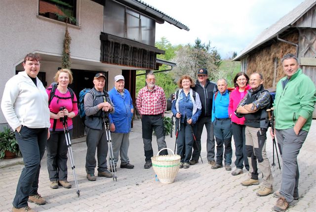 Lavrovec-Goli vrh 23.4.2016 - foto