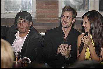 Con William Levy y bebe - foto