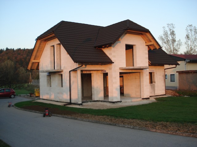 Gradnja Hiške - foto