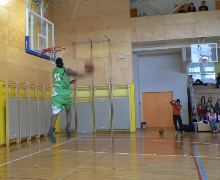 2009-03 predstavitev košarke po šolah - foto povečava