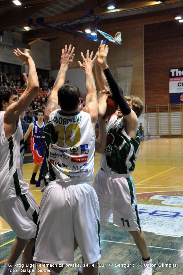 2010-04-14 vs Olimpija - foto povečava