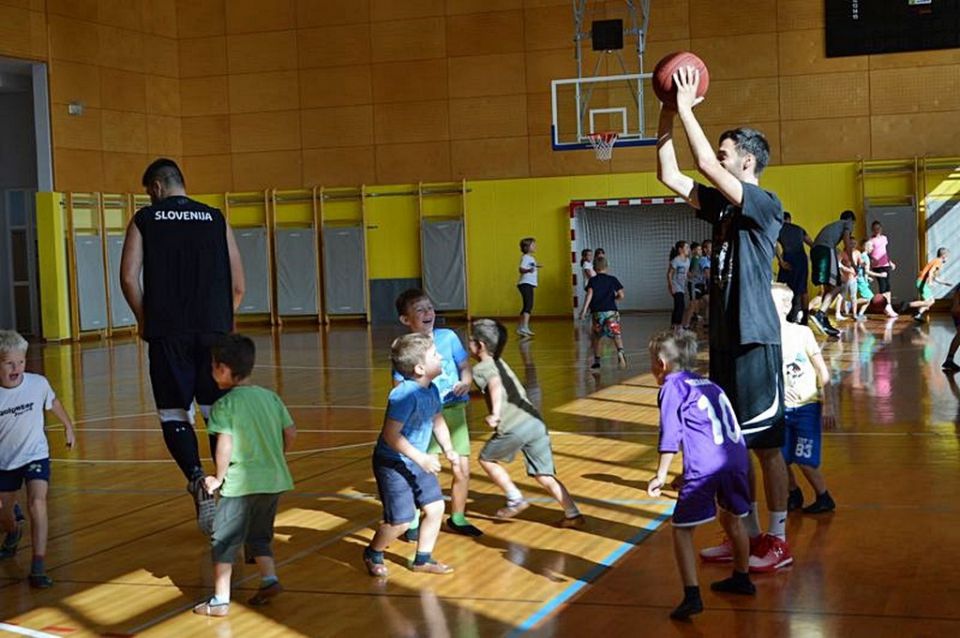 2015-09 predstavitev Šole košarke OŠ Ponikva - foto povečava