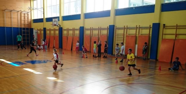 2016-09 predstavitev šole košarke  - foto