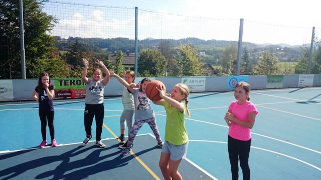 2016-09 predstavitev šole košarke  - foto